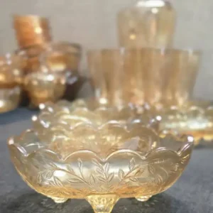 پسته خوری طلایی زنگاری