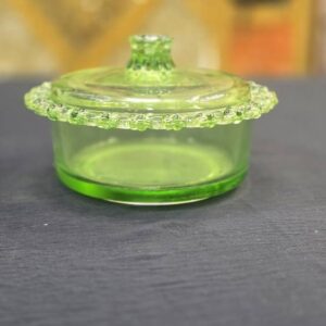 آجیل خوری قدیمی سبز